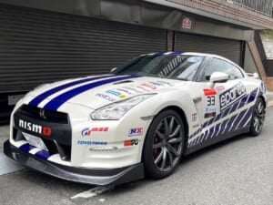 Nissan R35 GT-R NISMO 6AT White