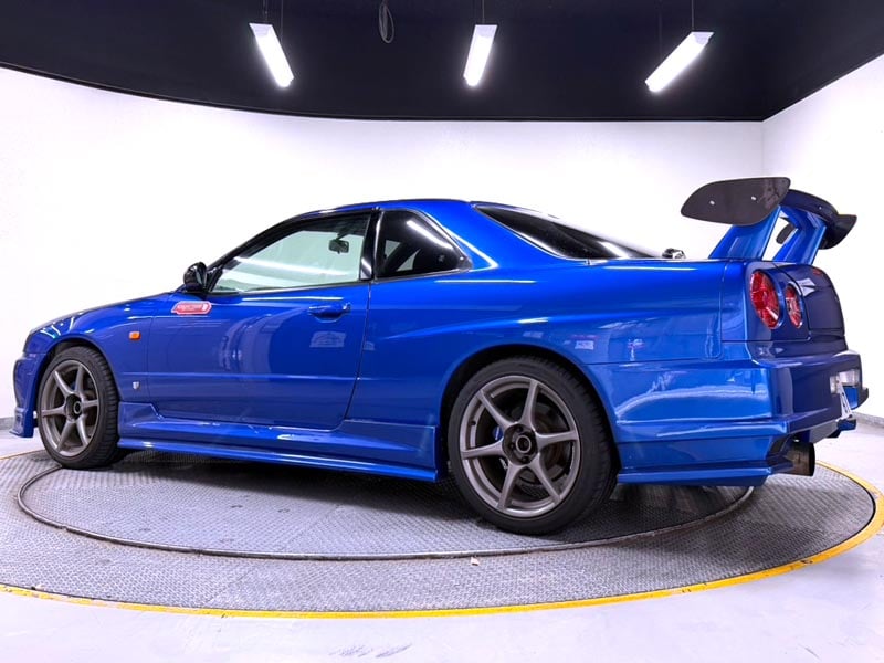 Nissan ER34 Skyline Custom 5MT - Image 4