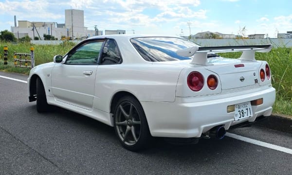 LINE_ALBUM_R34-rental_240811_22